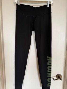 Old Navy Active Black High Rise Leggings Size M Green Logo Workout Yoga Pants